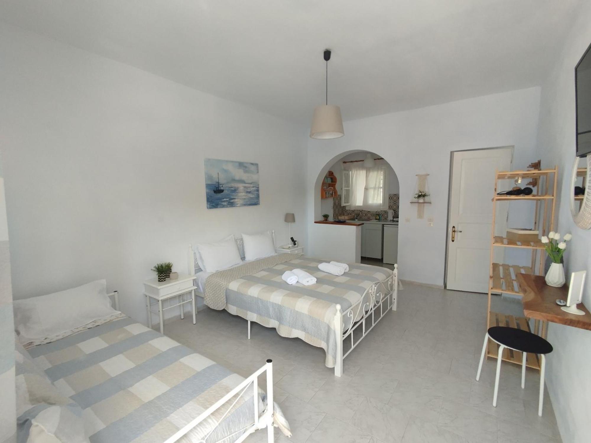 Smaragdi Rooms And Studios Σκόπελος Δωμάτιο φωτογραφία