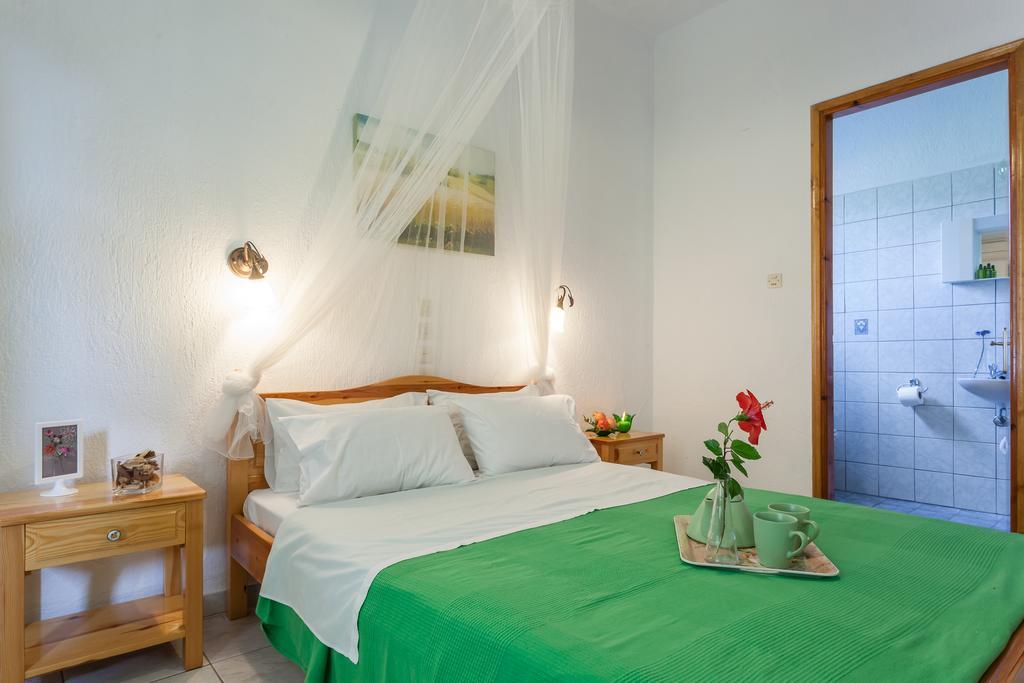 Smaragdi Rooms And Studios Σκόπελος Εξωτερικό φωτογραφία