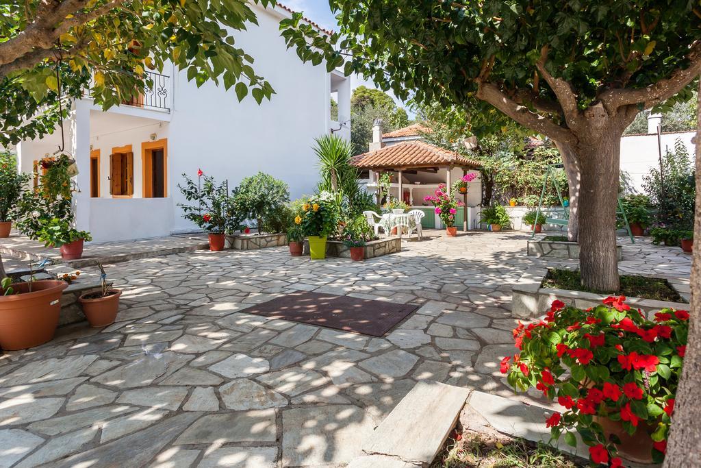 Smaragdi Rooms And Studios Σκόπελος Εξωτερικό φωτογραφία